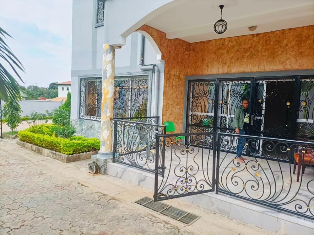 Residence Ambassa Etienne & Therese Yaoundé Kültér fotó